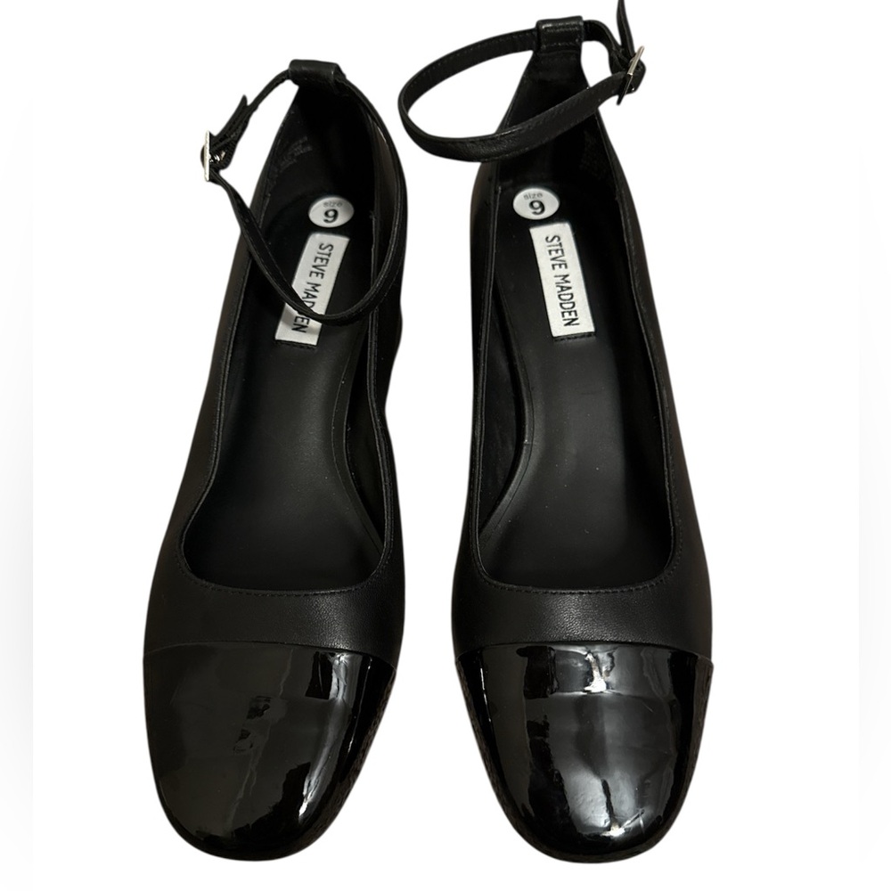 Steve Madden Eli Black ankle strap chunky heel leather shoe